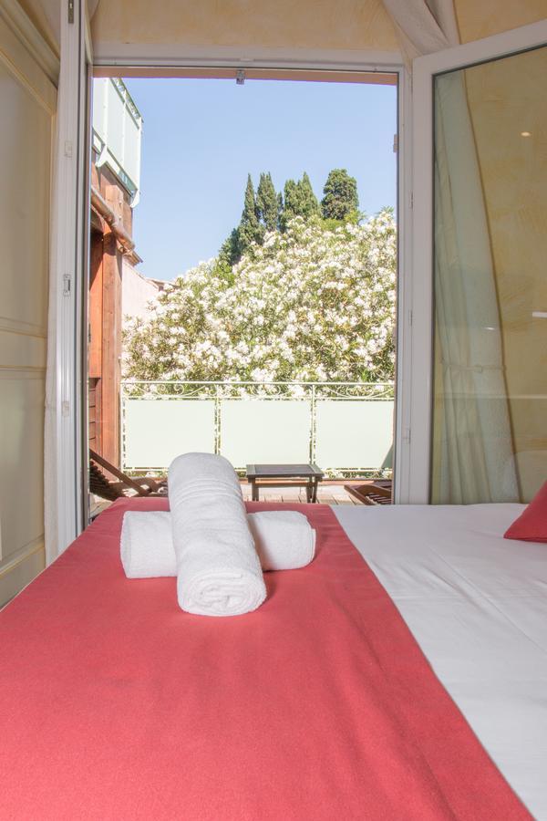 Hotel & Spa La Villa Σαιντ-Μαξίμ Εξωτερικό φωτογραφία